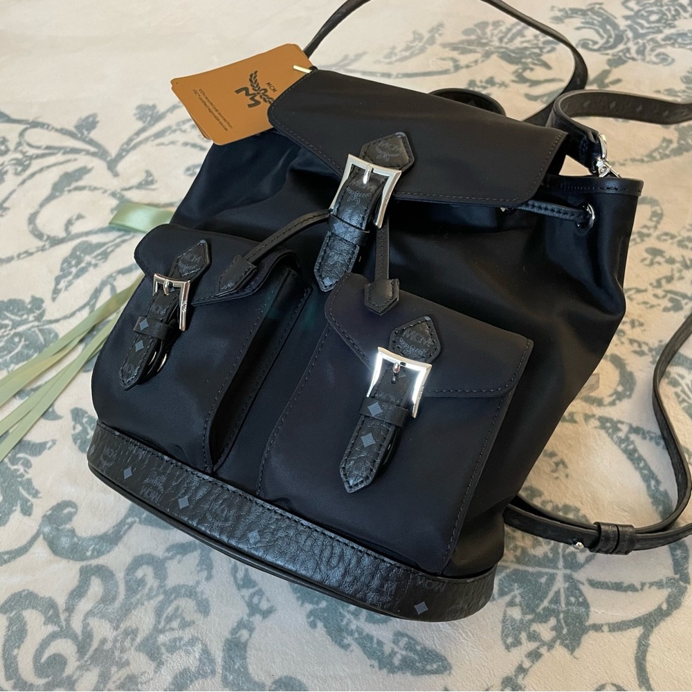 2026 MCM Small Aren Drawstring Backpack - Picture 7 of 7